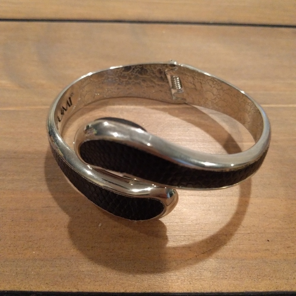 Fumi All in One Purse Hook